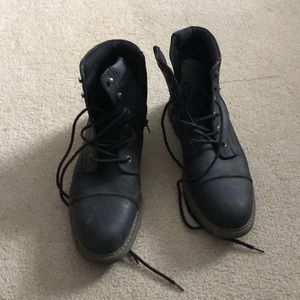 BP. Men’s boots